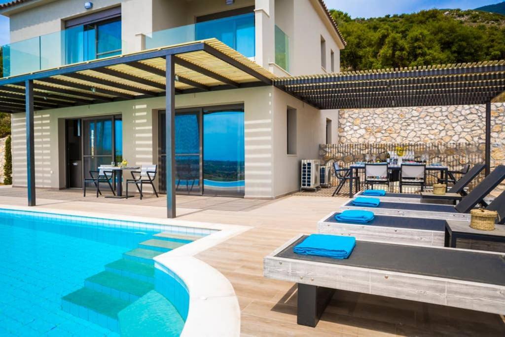 New Villa Blue With Private Pool At Trapezaki Livathos  Zewnętrze zdjęcie