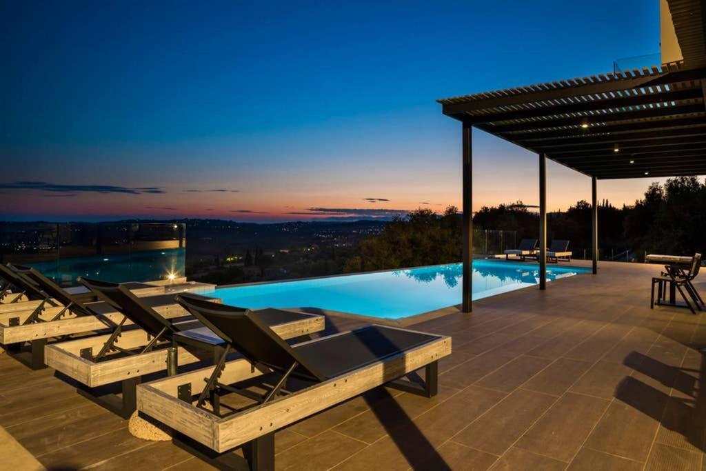 New Villa Blue With Private Pool At Trapezaki Livathos  Zewnętrze zdjęcie