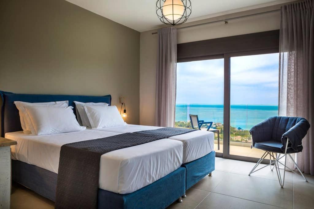 New Villa Blue With Private Pool At Trapezaki Livathos  Zewnętrze zdjęcie