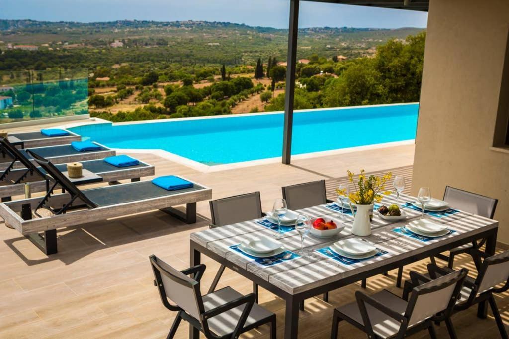 New Villa Blue With Private Pool At Trapezaki Livathos  Zewnętrze zdjęcie