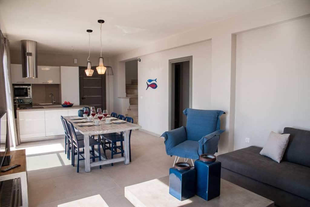 New Villa Blue With Private Pool At Trapezaki Livathos  Zewnętrze zdjęcie